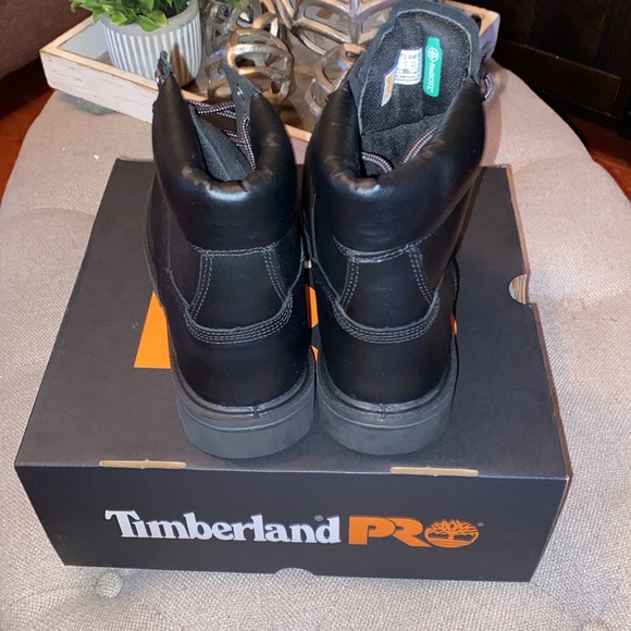 Timberland PRO Men's Black Boots - Picture 3 of 9